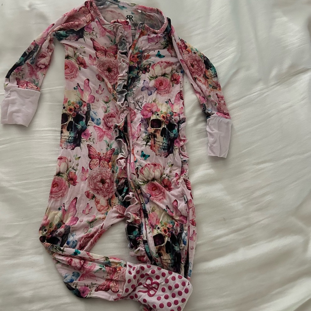 Bums and roses Floral Skull Print convertible left me on dead romper